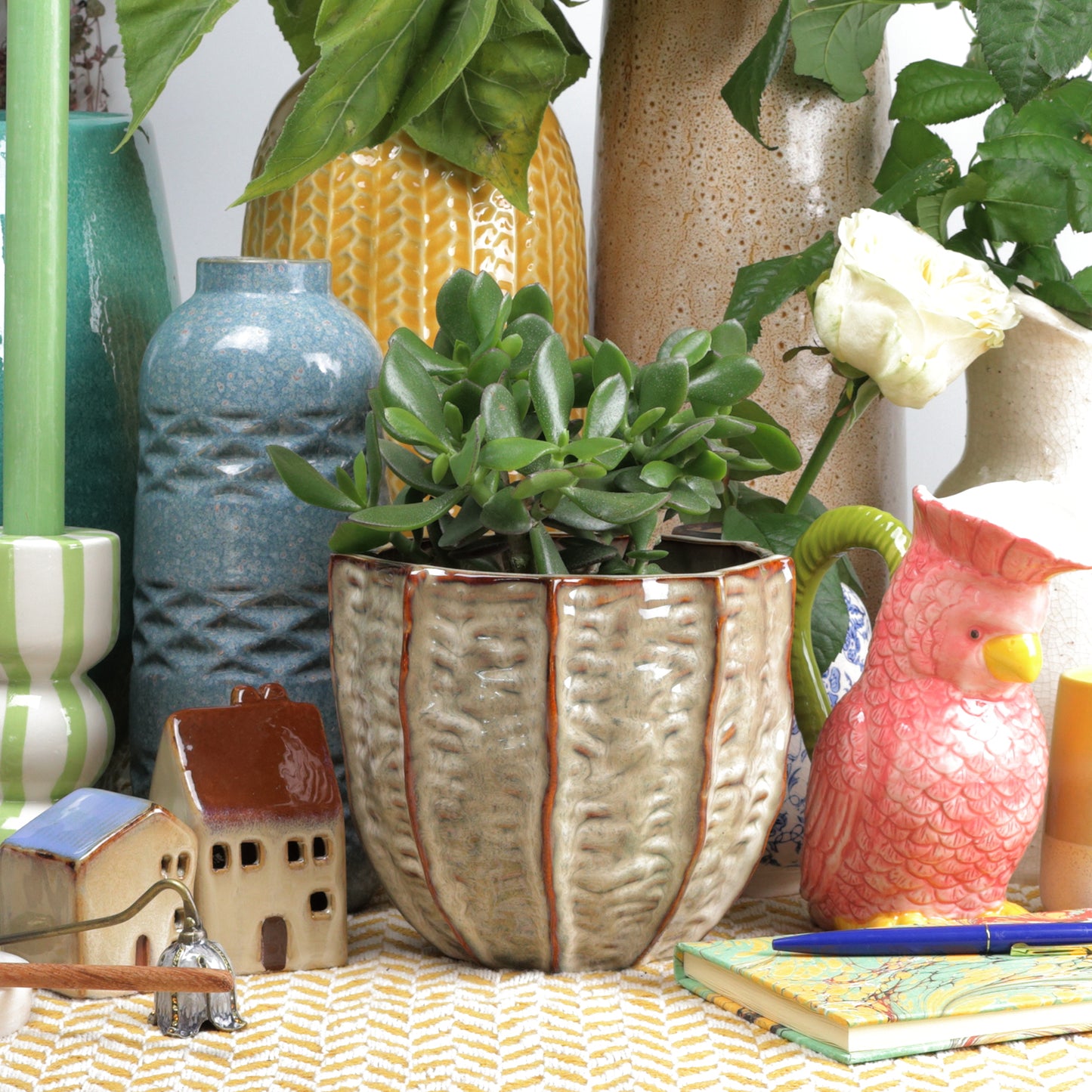 Clam Cone Large MISSING MEASUREMENTS