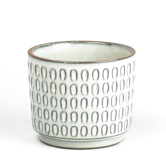 Ivory scalloped cylinder